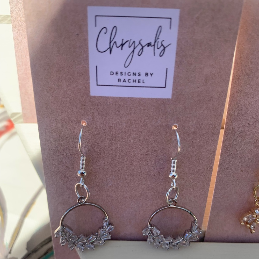 Cubic Zirconia Silver Circle Leaf Earrings